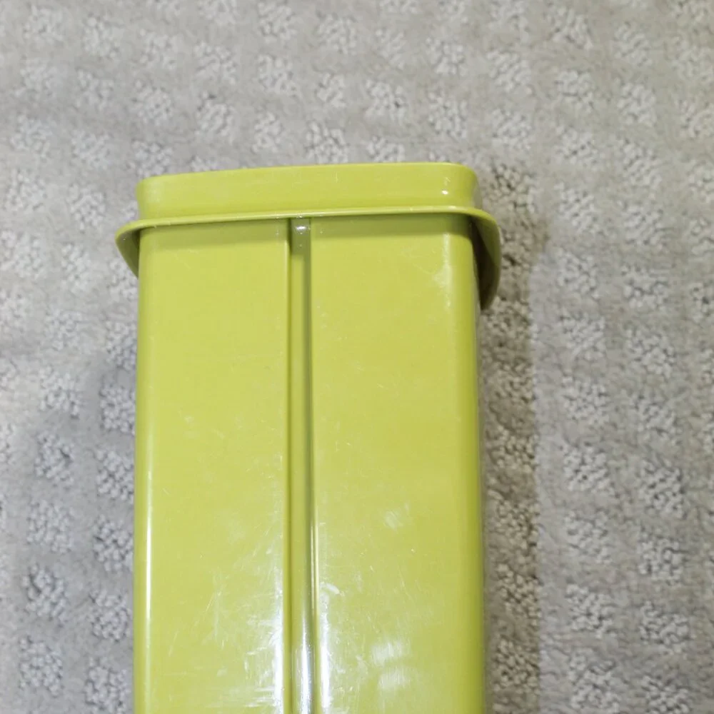 Vintage Green Tupperware Pick-A-Deli Pickle Keeper Container Drainer